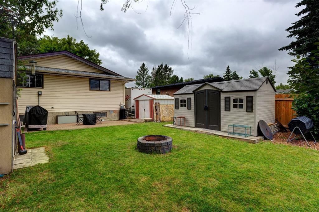 628 Cantrell Drive SW, Calgary — photo 5 of 50