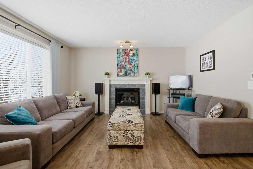 34 Arbour Stone Rise NW, Calgary — photo 2 of 40