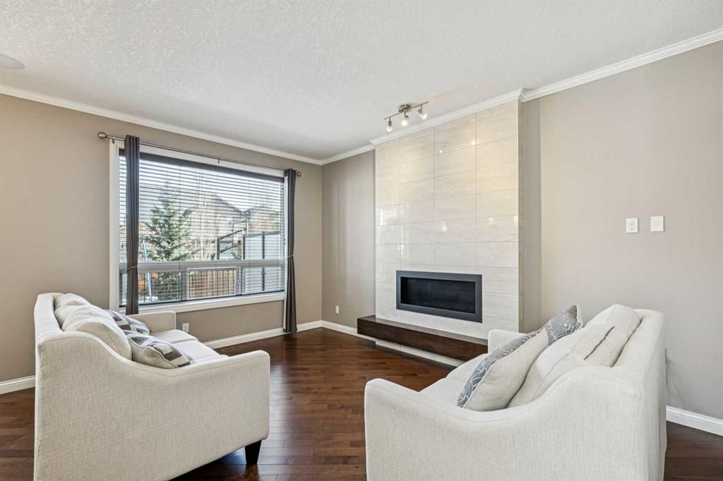 163 Cougar Ridge Manor SW, Calgary — photo 5 of 42