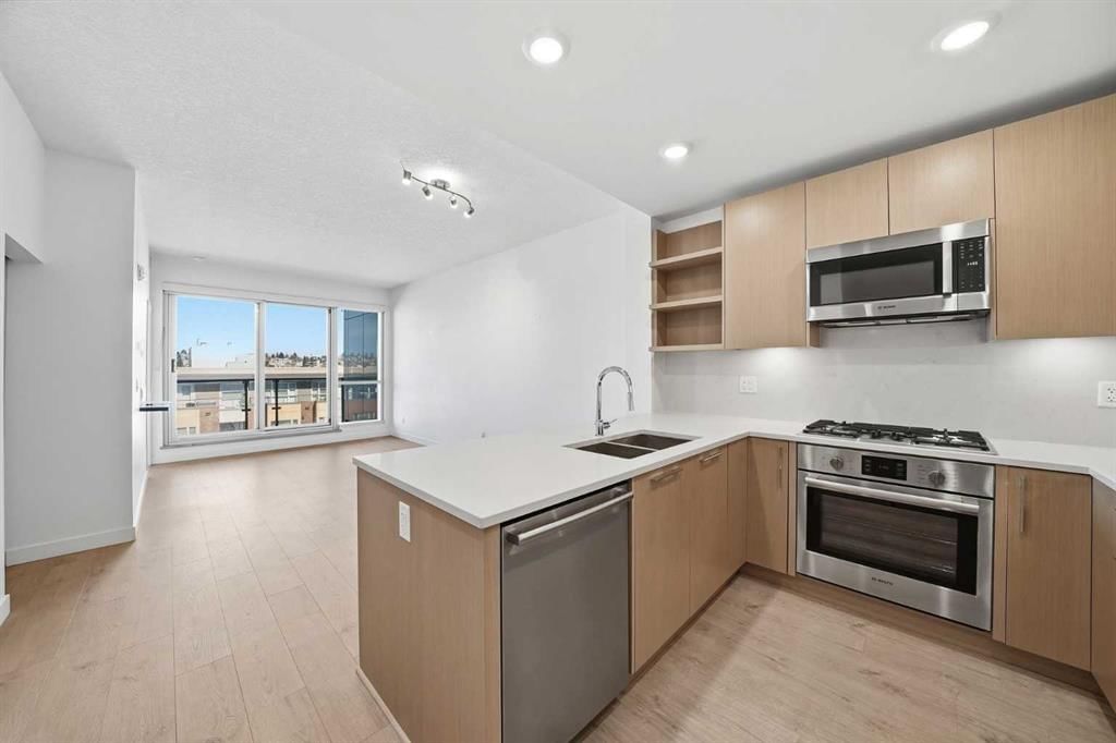 518, 88 9 Street NE, Calgary — photo 2 of 39
