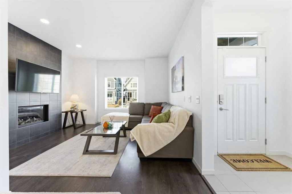 137 Marquis Common SE, Calgary — photo 4 of 42
