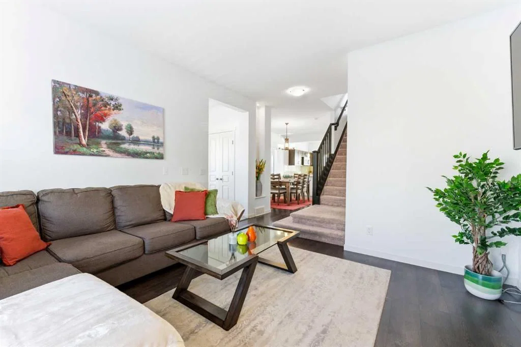 137 Marquis Common SE, Calgary — photo 5 of 42
