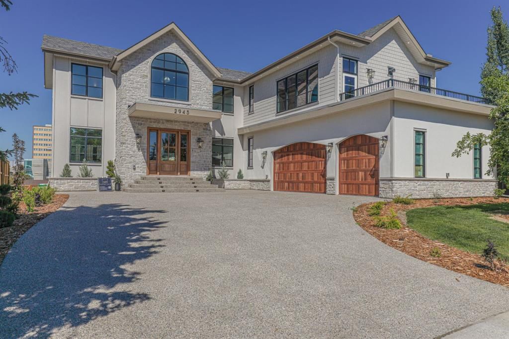 2945 Toronto Crescent NW, Calgary — main listing photo