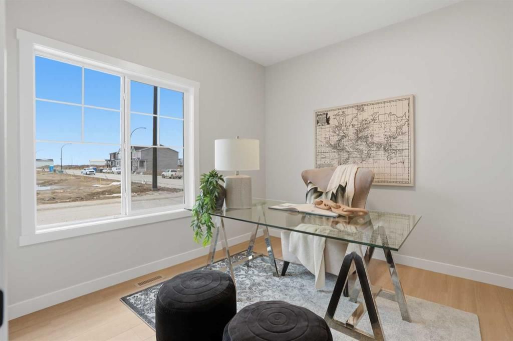 68 Buffaloberry Manor SE, Calgary — photo 4 of 31