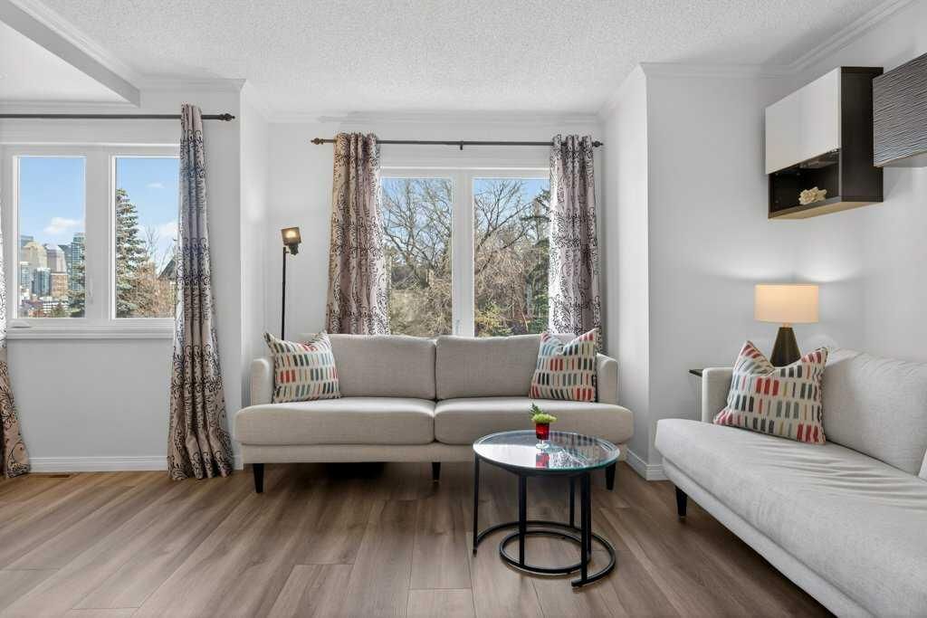 2301 14 Street SW, Calgary — photo 5 of 28