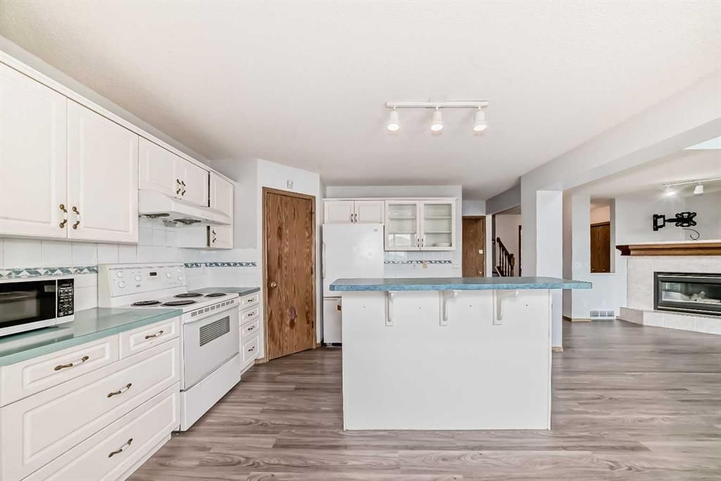 172 Panorama Hills Place NW, Calgary — photo 3 of 47