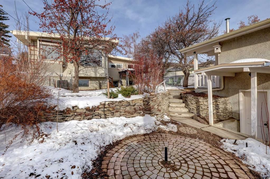 4816 Nelson Road NW, Calgary — photo 3 of 27
