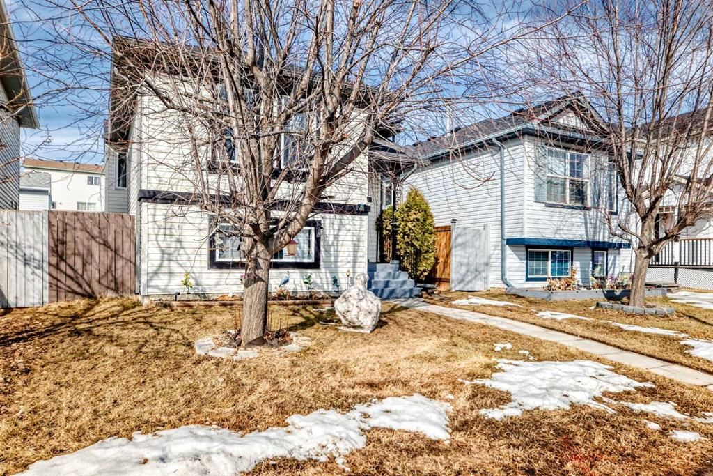 435 Coventry Road NE, Calgary — photo 3 of 45