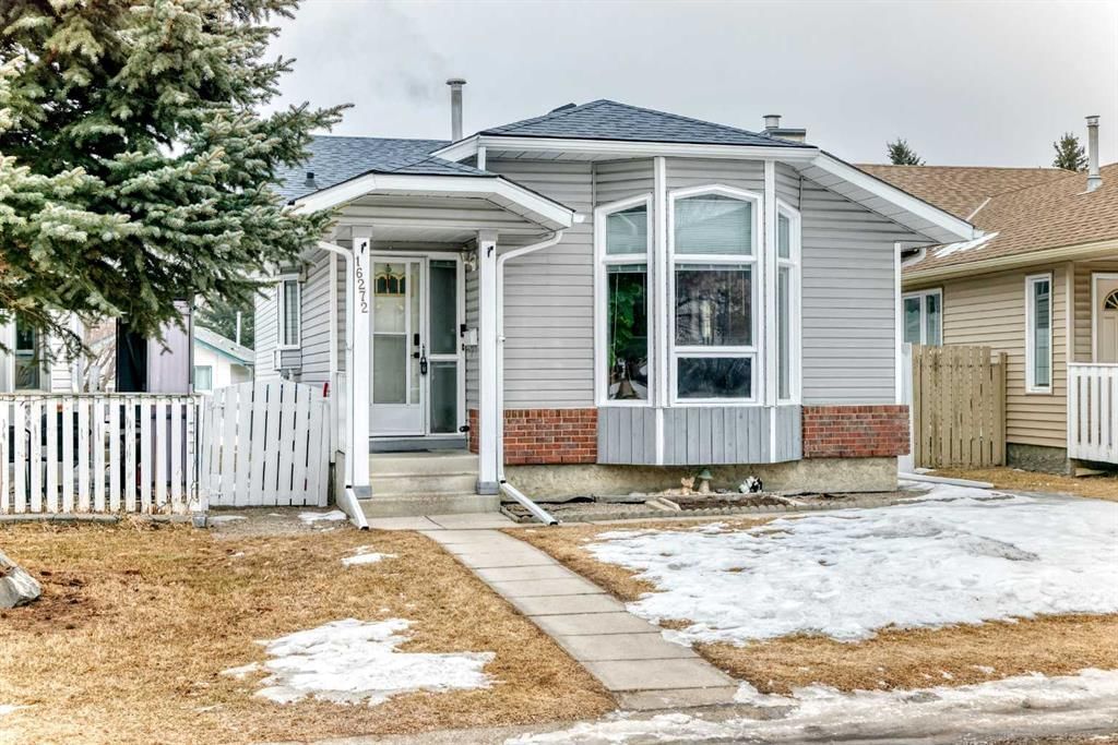 16272 5 Street SW, Calgary — photo 2 of 36