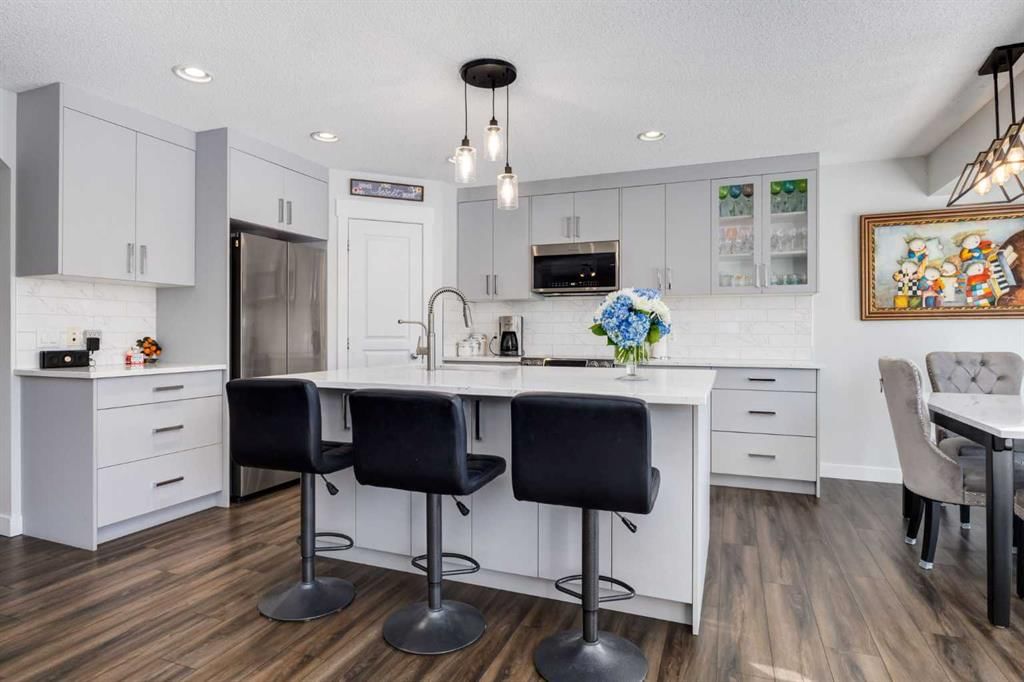 202 Tuscany Vista Point NW, Calgary — photo 2 of 31