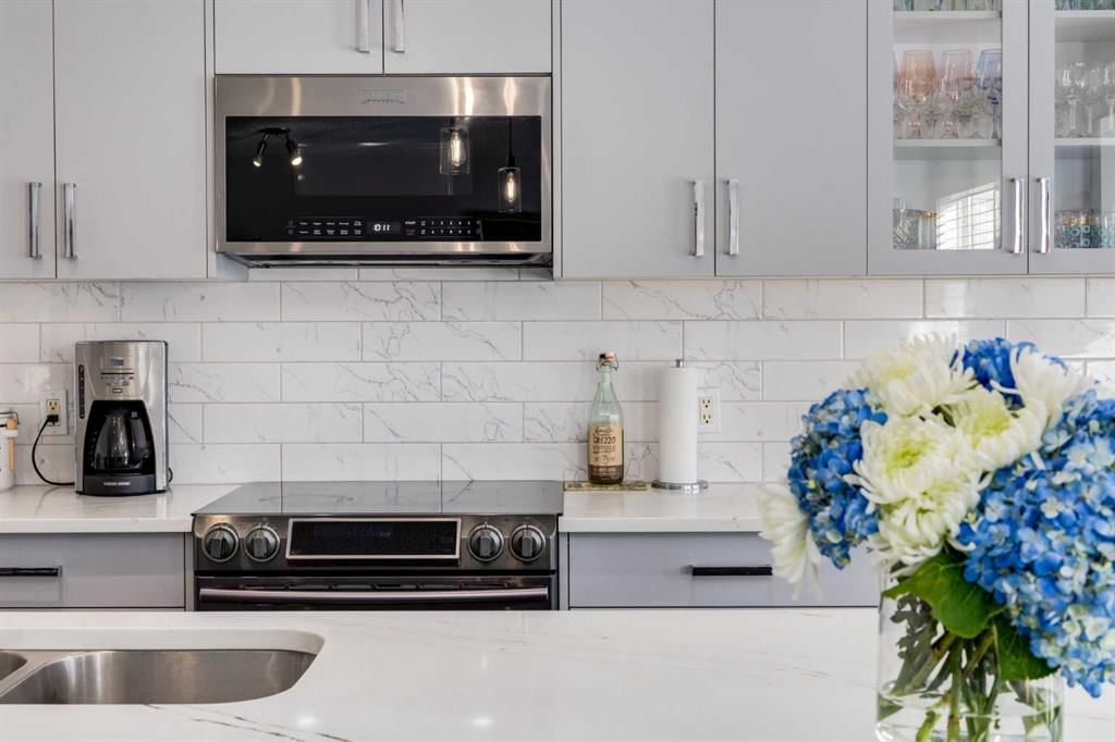 202 Tuscany Vista Point NW, Calgary — photo 4 of 31