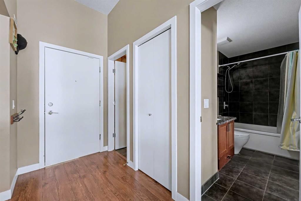 417, 4303 1 Street NE, Calgary — photo 3 of 33