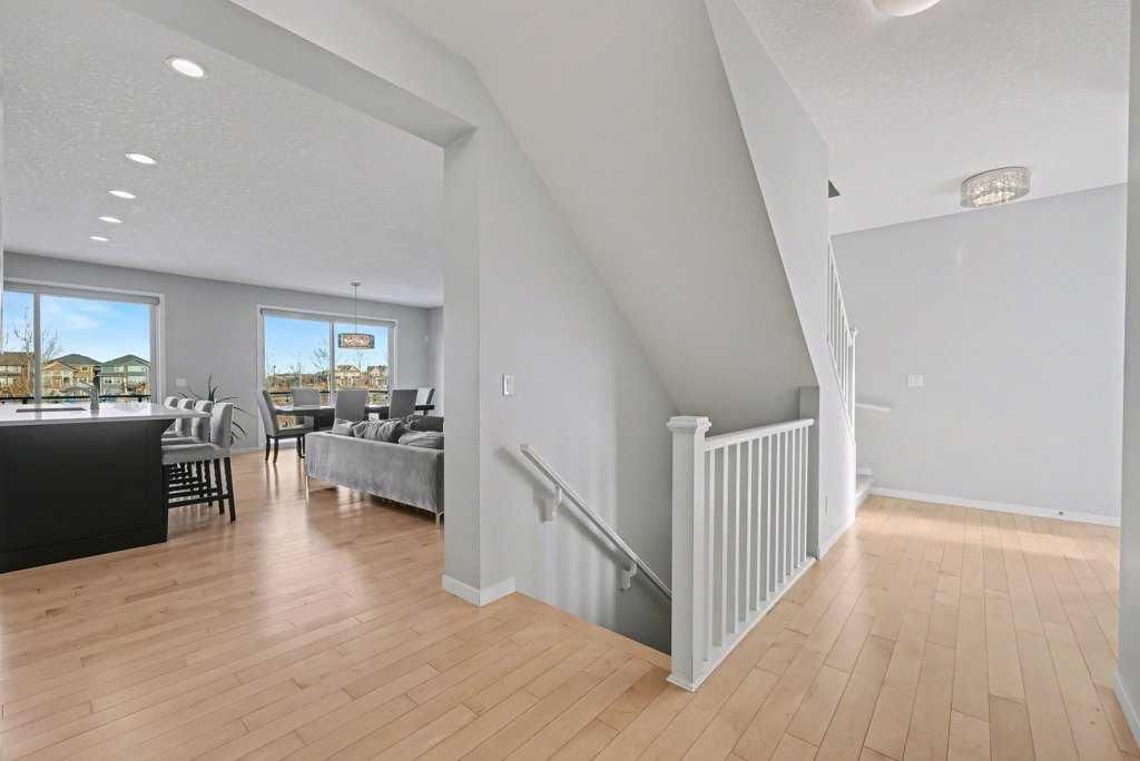 50 Auburn Springs Park SE, Calgary — photo 2 of 47