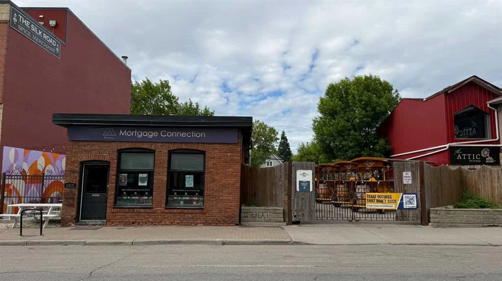 1415 & 1417 9 Avenue SE, Calgary — main listing photo