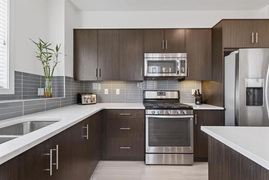 252 Walden Path SE, Calgary — photo 2 of 42