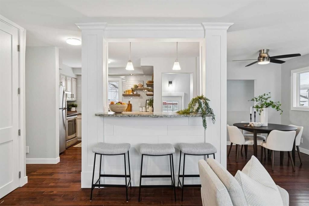 7424 Fleetwood Drive SE, Calgary — main listing photo