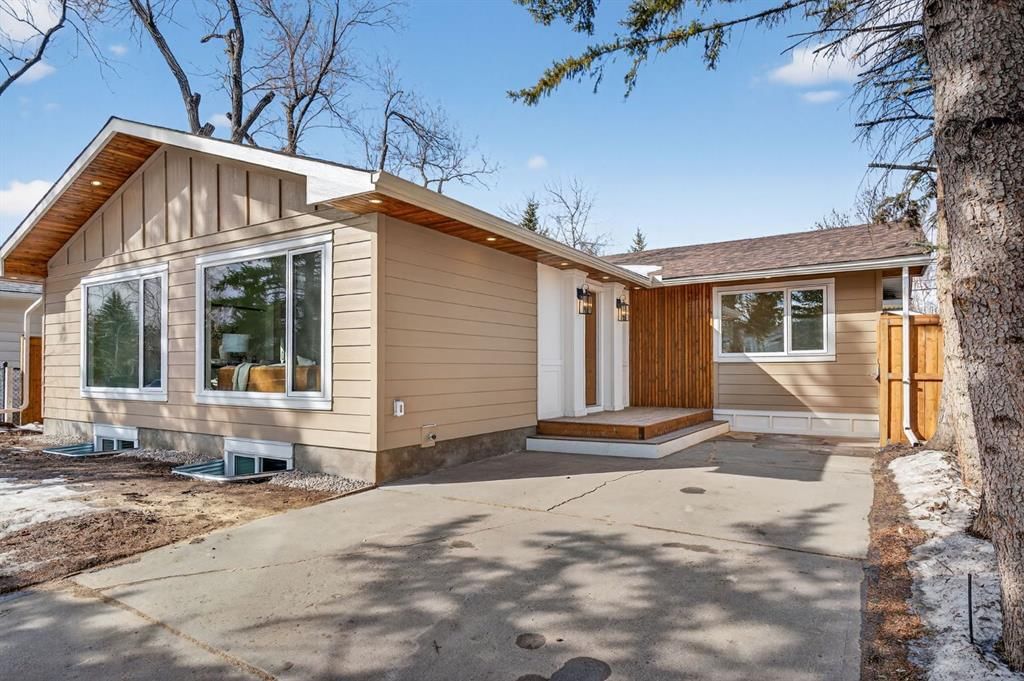 10619 Mapleglen Crescent SE, Calgary — photo 2 of 50