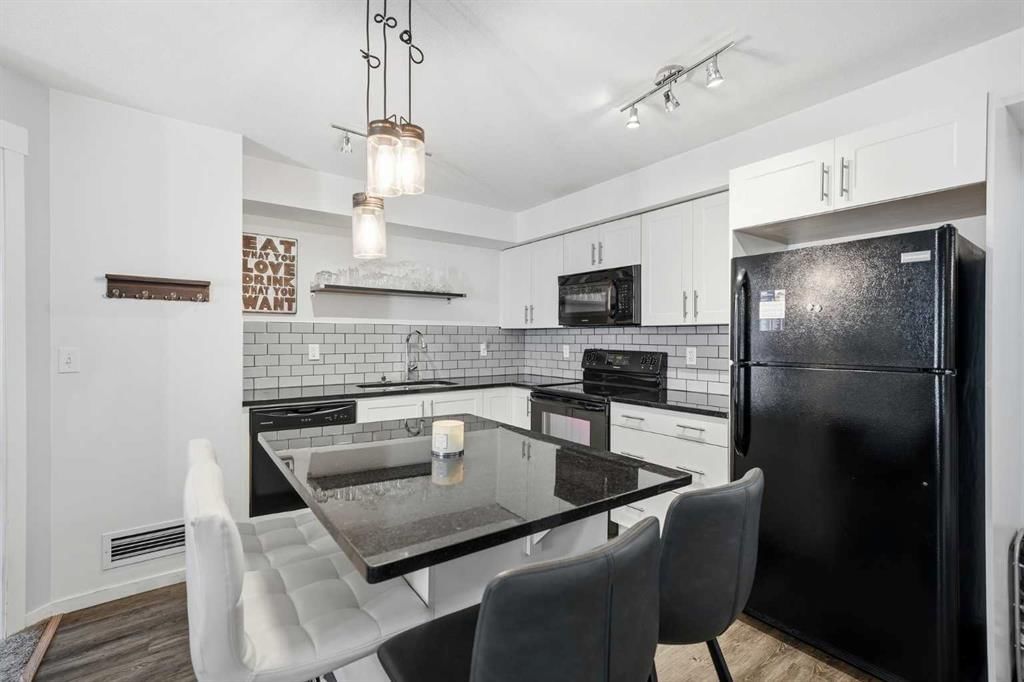 2208, 99 Copperstone Park SE, Calgary — photo 4 of 36