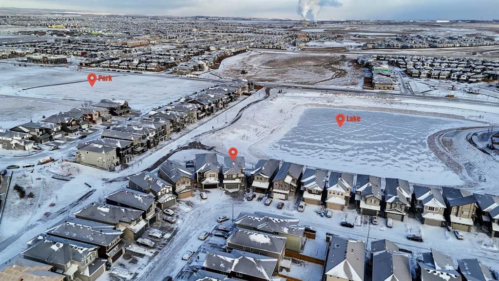 47 Corner Meadows Row NE, Calgary — photo 3 of 50