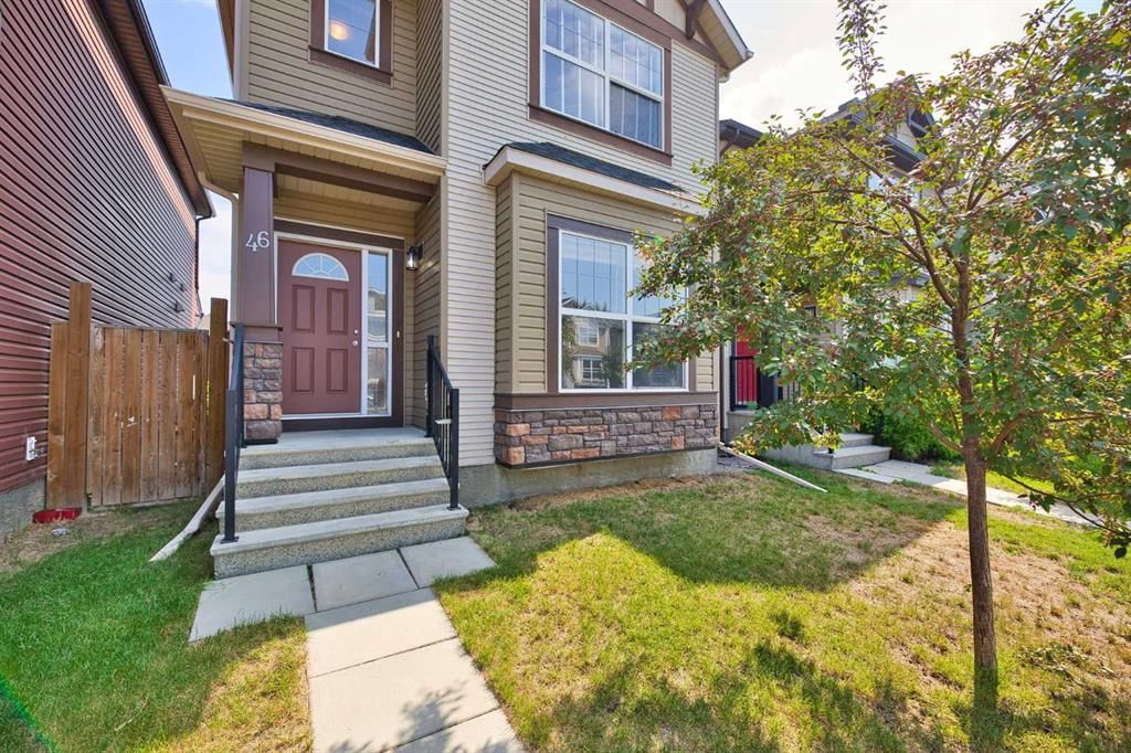 46 Autumn Crescent SE, Calgary — photo 3 of 41