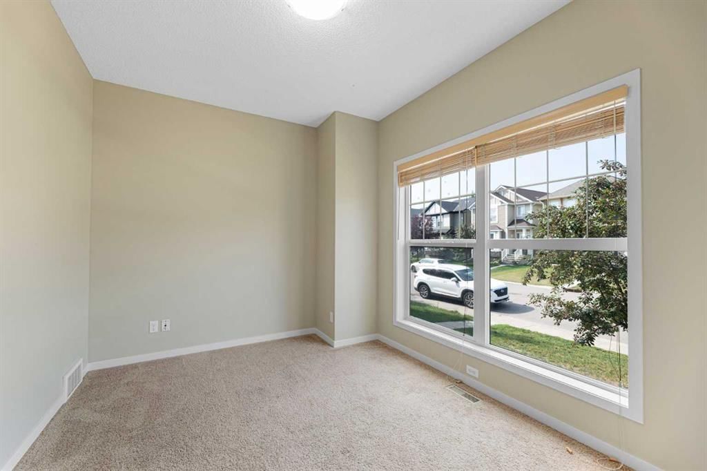 46 Autumn Crescent SE, Calgary — photo 5 of 41
