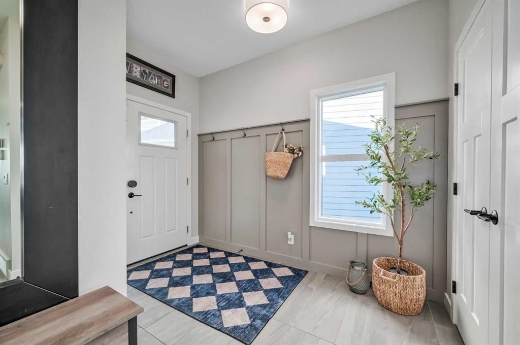 32 Magnolia Heath SE, Calgary — photo 2 of 50