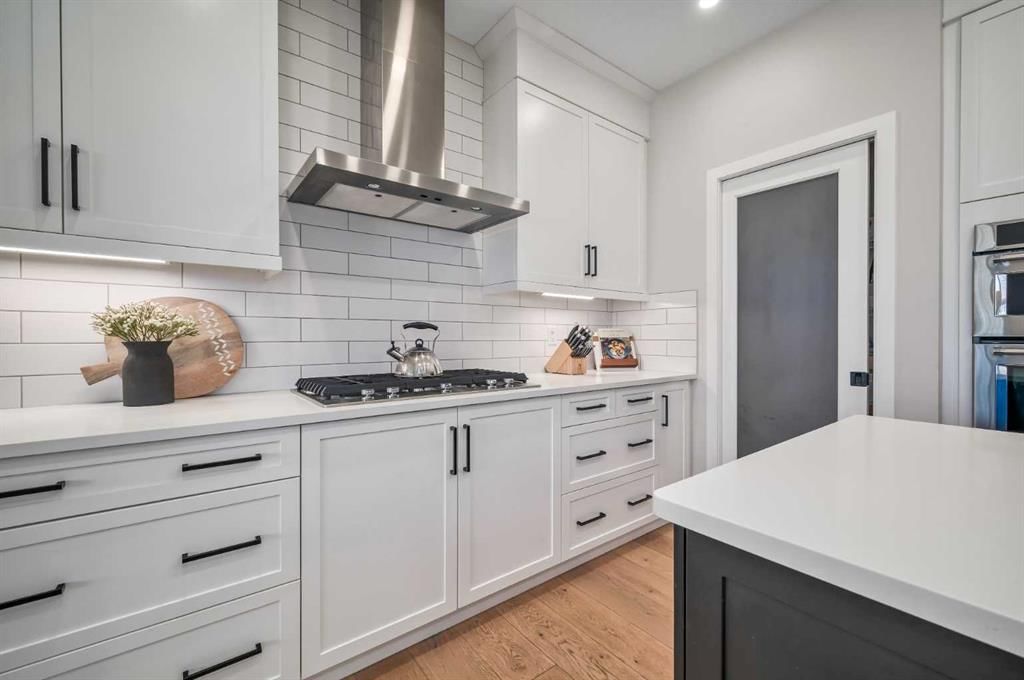 32 Magnolia Heath SE, Calgary — photo 5 of 50