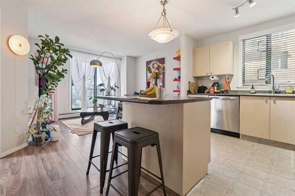 1101, 1111 6 Avenue SW, Calgary — main listing photo
