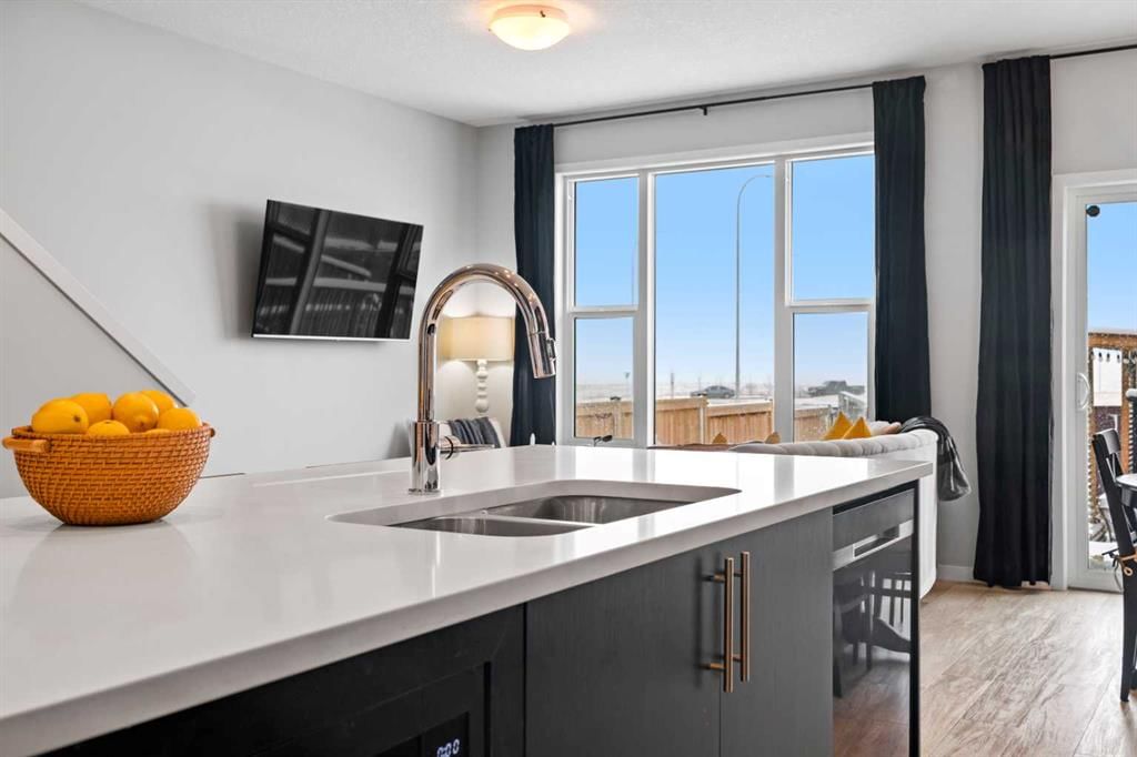 824 Seton Circle SE, Calgary — photo 4 of 50