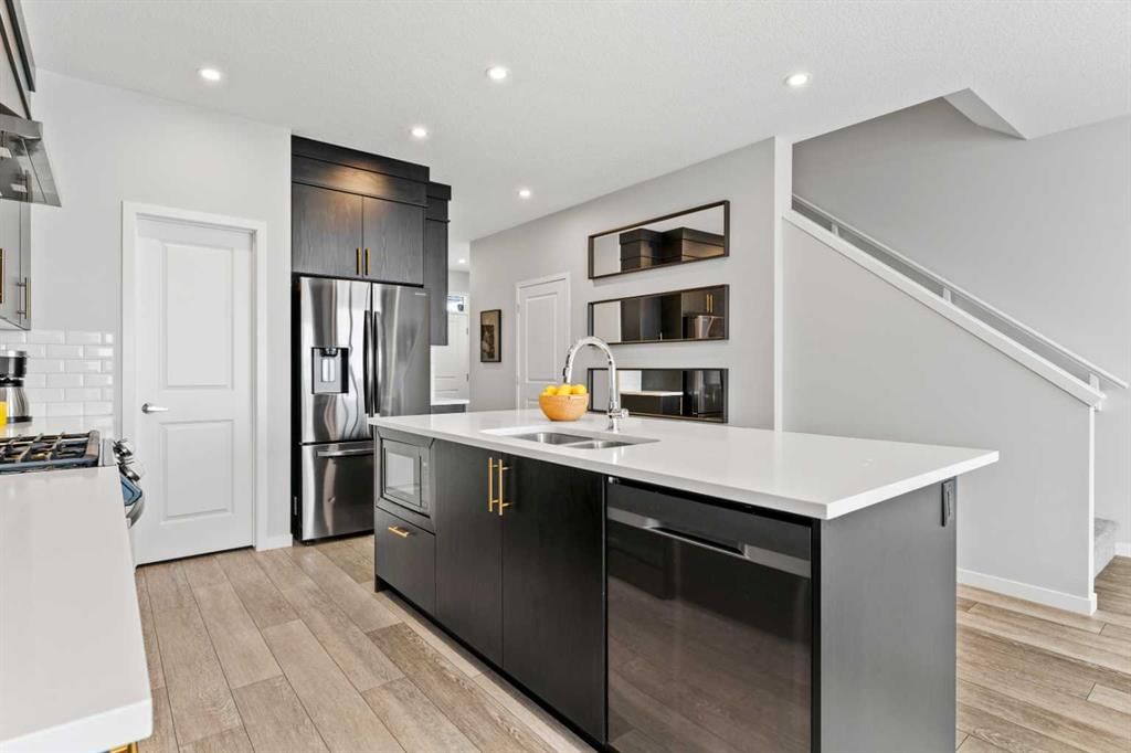 824 Seton Circle SE, Calgary — photo 5 of 50