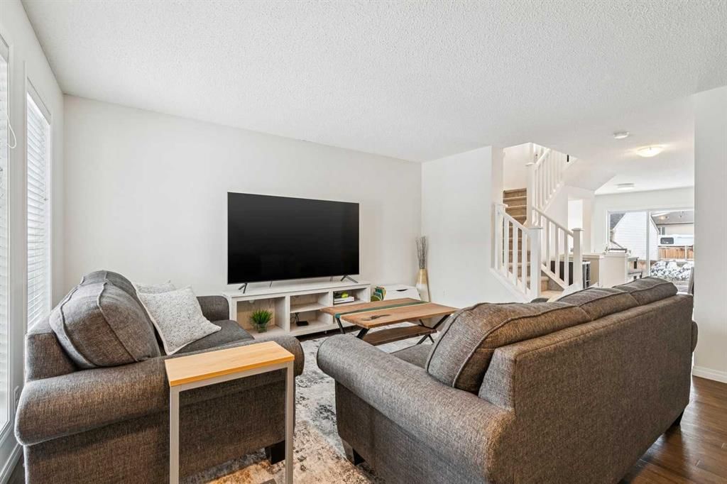 31 Elgin Meadows Park SE, Calgary — photo 4 of 38