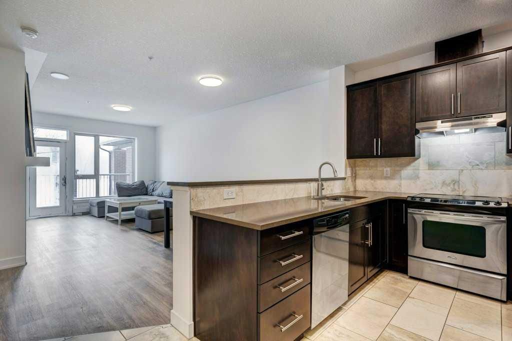 31, 35 Inglewood Park SE, Calgary — photo 5 of 30