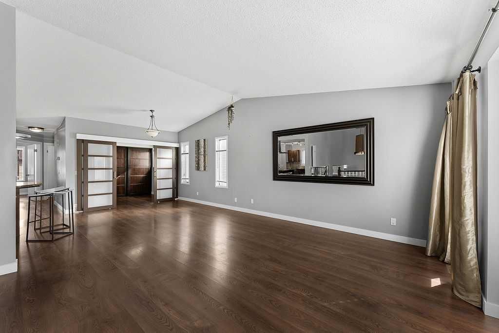 240 Riverbrook Way SE, Calgary — photo 3 of 47