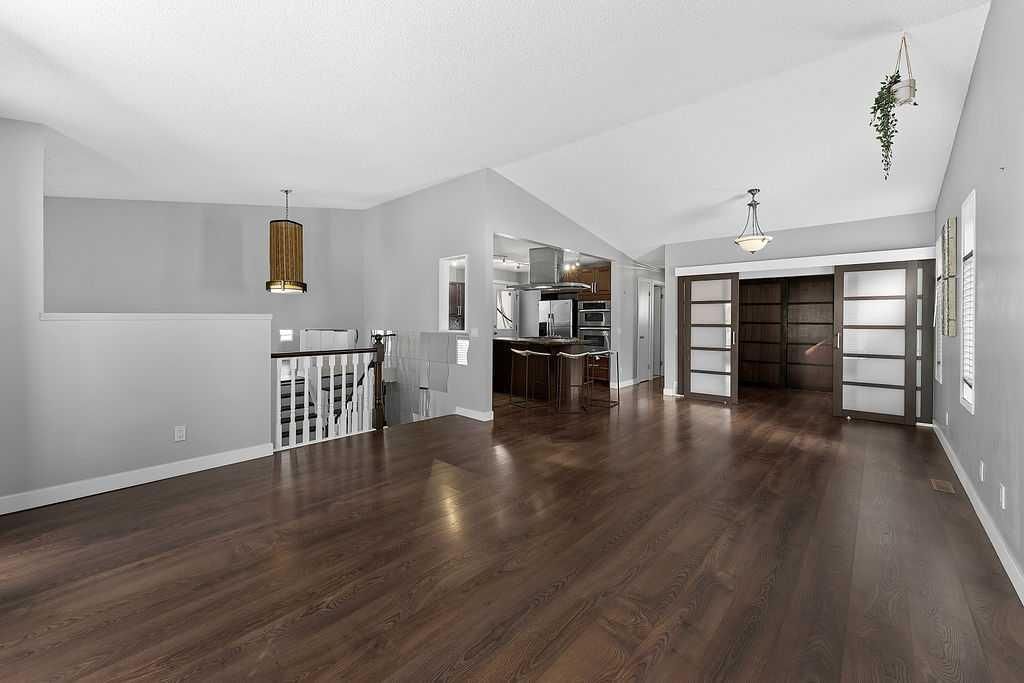 240 Riverbrook Way SE, Calgary — photo 4 of 47