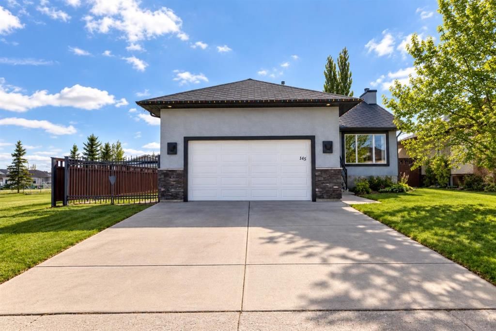 145 Sunset Heights, Crossfield — main listing photo