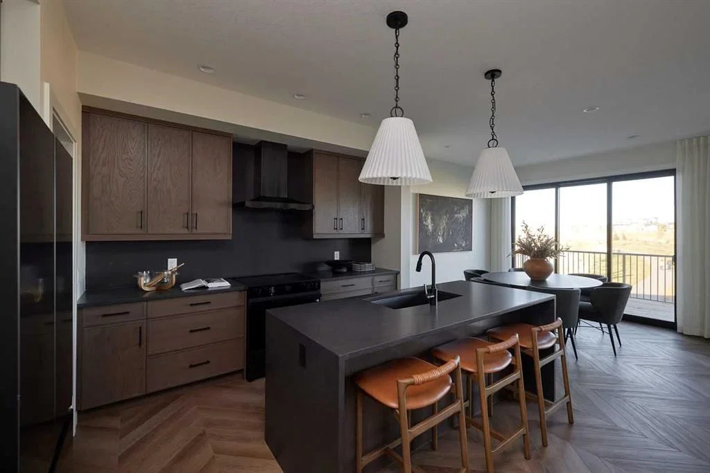 14 Blue Heron Row SE, Calgary — photo 3 of 11