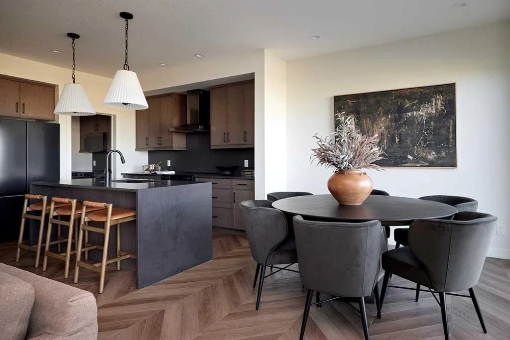 14 Blue Heron Row SE, Calgary — photo 4 of 11