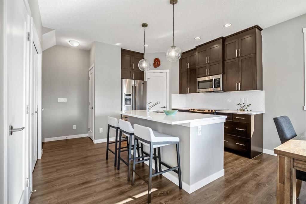 468 Nolan Hill Drive NW, Calgary — photo 5 of 30