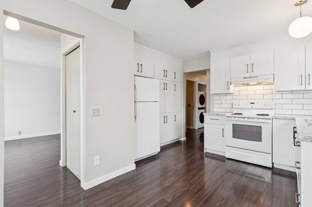 91 Fonda Green SE, Calgary — photo 4 of 32