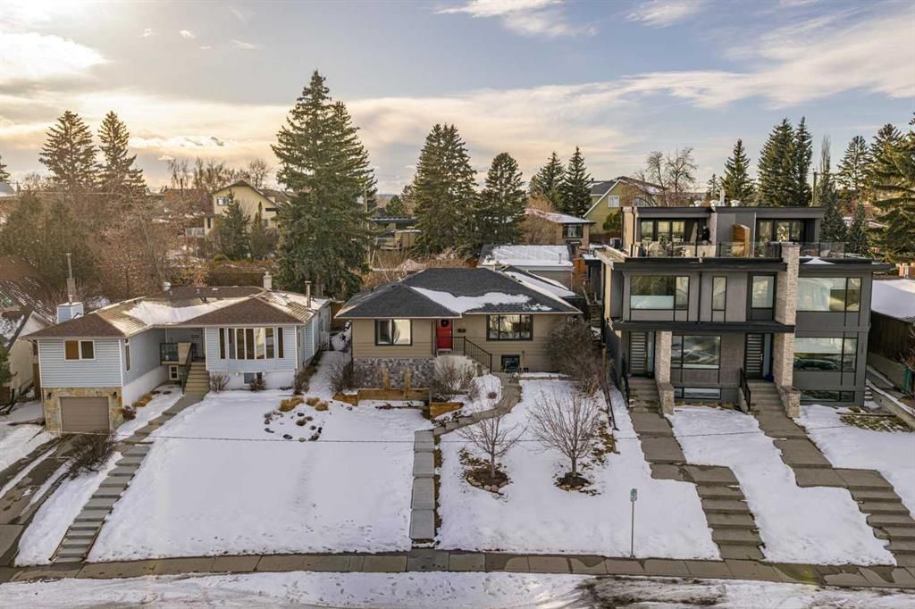 2311 19 Street SW, Calgary — photo 2 of 48