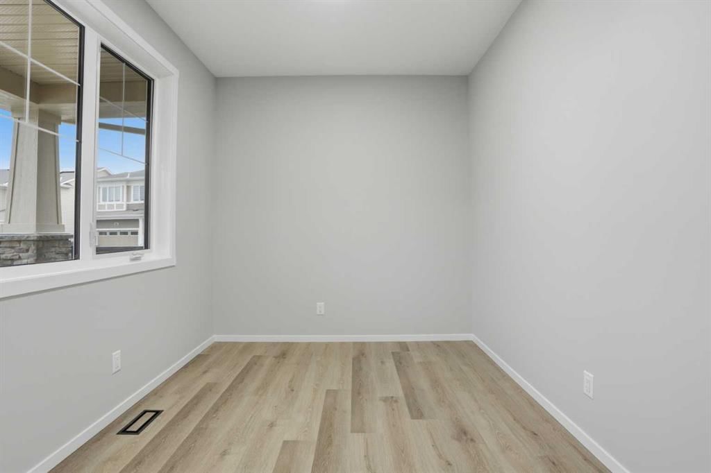 56 Cityline Manor NE, Calgary — photo 4 of 39