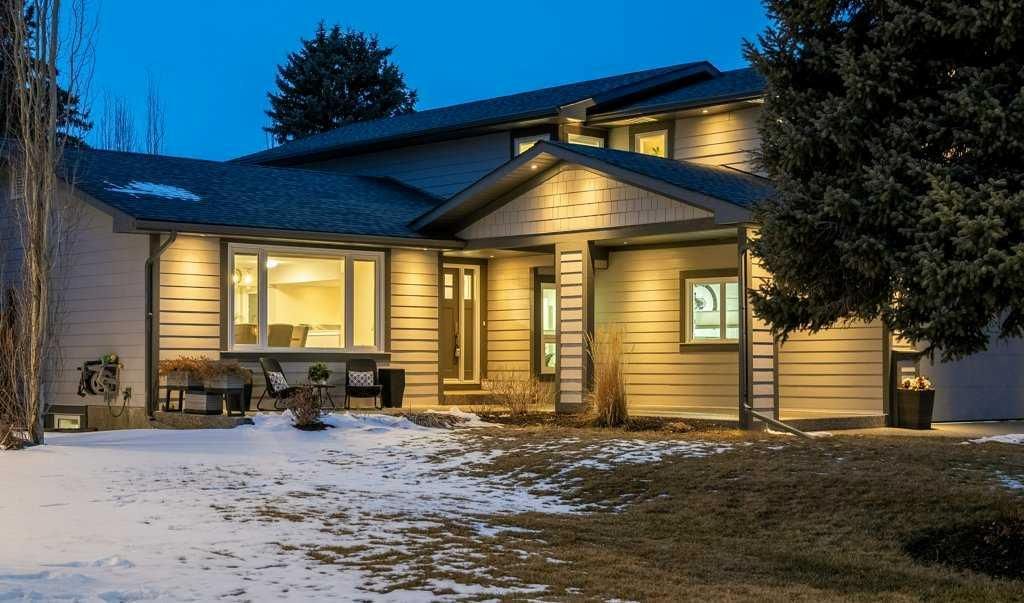 619 Lake Moraine Way SE, Calgary — photo 3 of 50