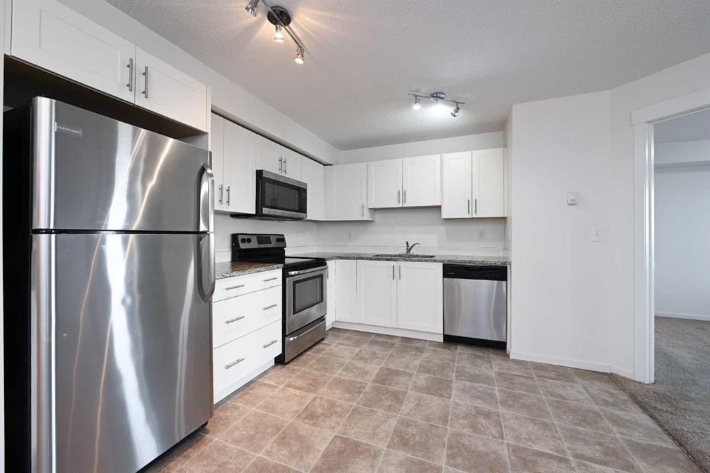 3112, 755 Copperpond Boulevard SE, Calgary — photo 3 of 25
