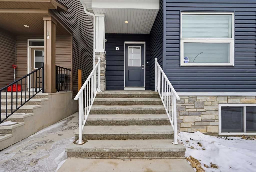 15 Corner Meadows Common NE, Calgary — photo 3 of 50