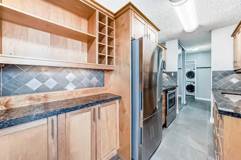 102, 1602 11 Avenue SW, Calgary — photo 3 of 21