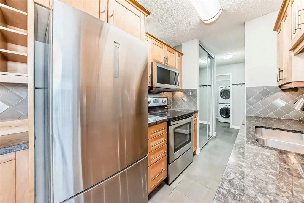 102, 1602 11 Avenue SW, Calgary — photo 4 of 21