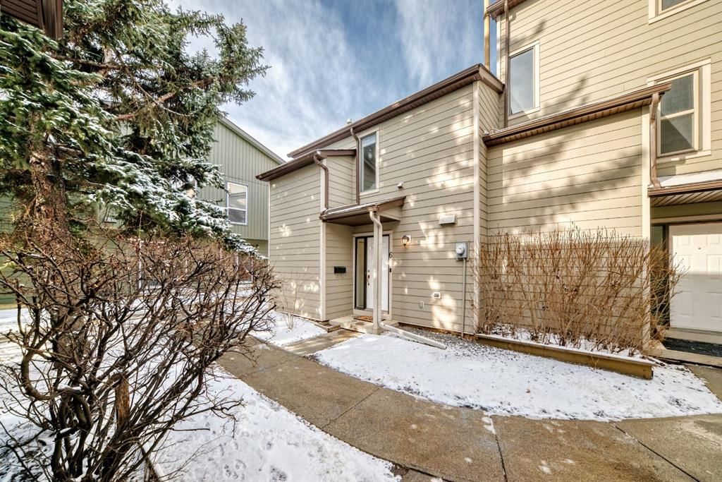 6, 111 Grier Terrace NE, Calgary — photo 5 of 30