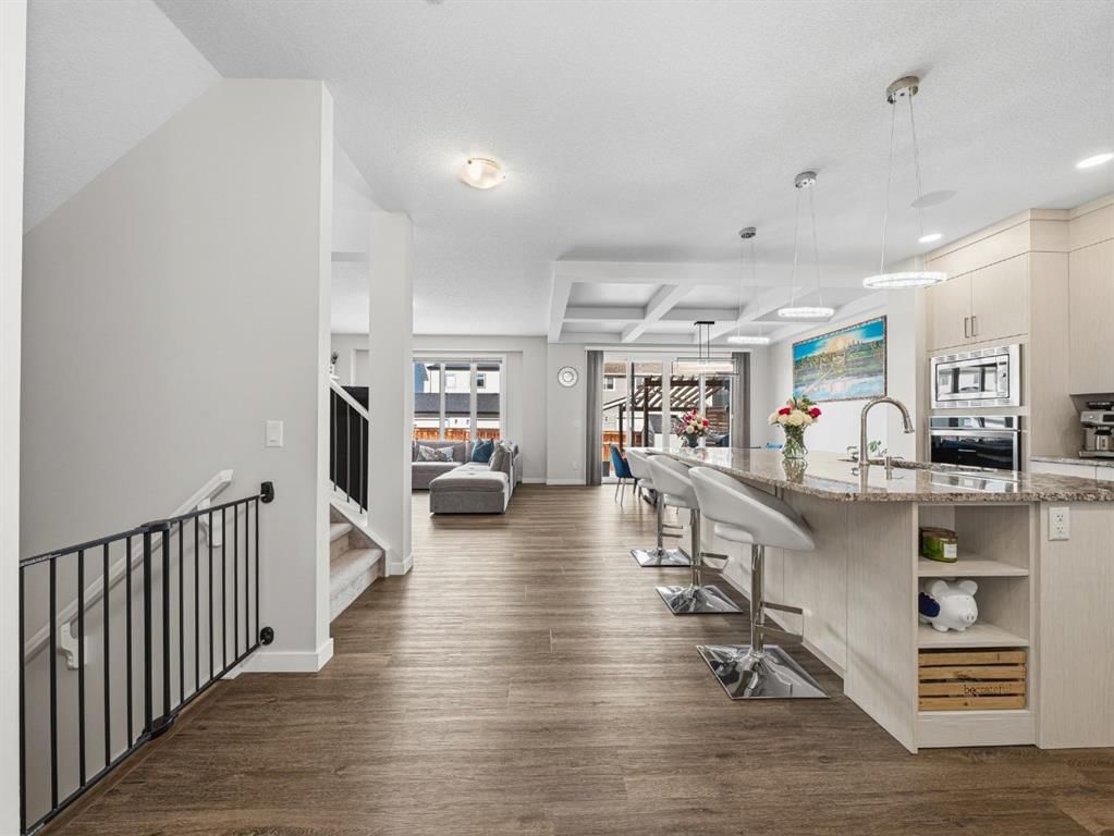 44 Masters Terrace SE, Calgary — photo 3 of 42