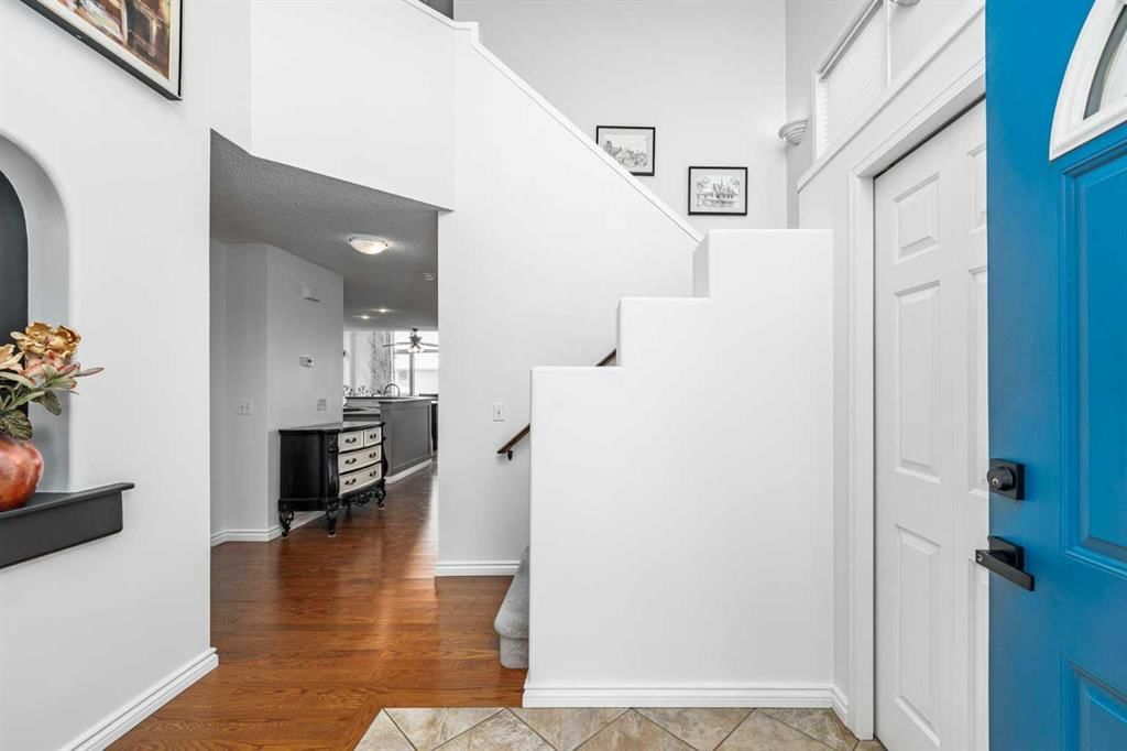 12633 Coventry Hills Way NE, Calgary — photo 2 of 38