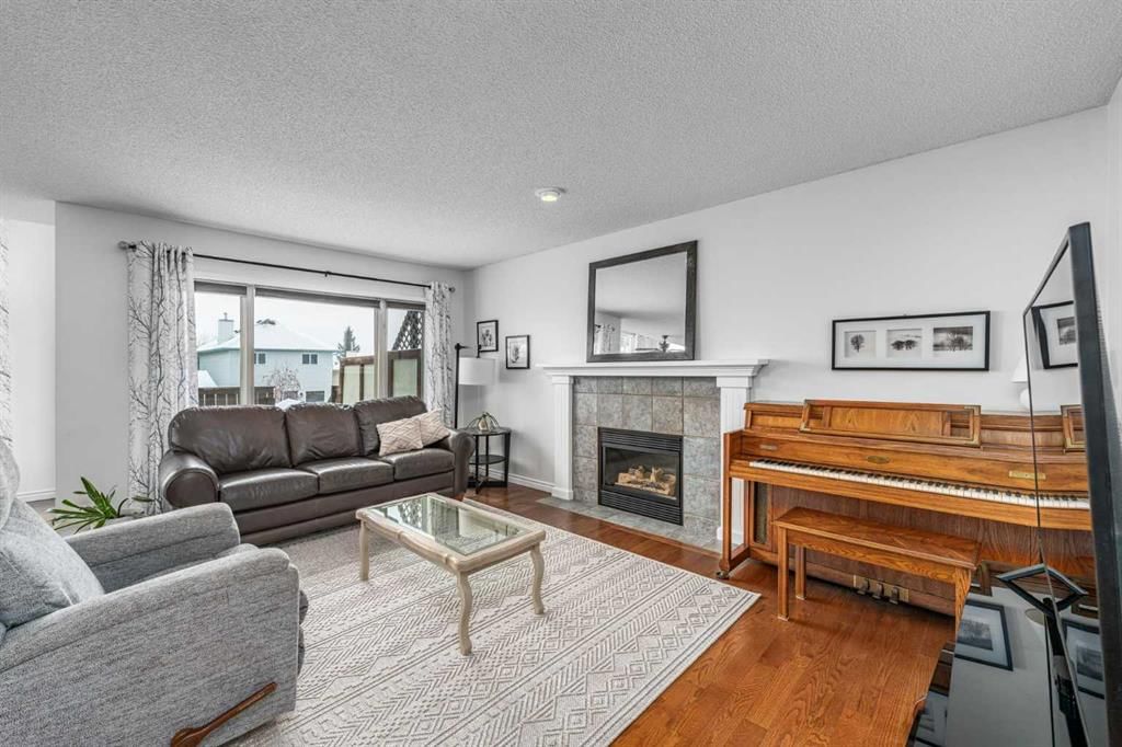 12633 Coventry Hills Way NE, Calgary — photo 5 of 38